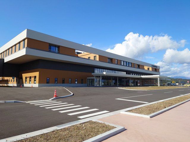 近くの坂下厚生総合病院まで1,600m（徒歩20分）