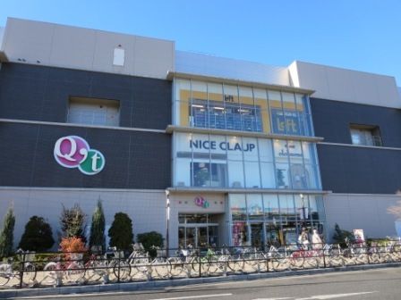 近くの西武・クレオスクエアまで8,500m（徒歩107分）