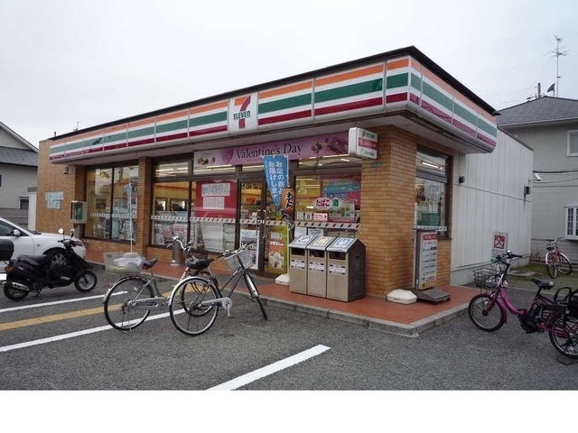 近くのセブンイレブン西宮大島町店様まで300m（徒歩4分）