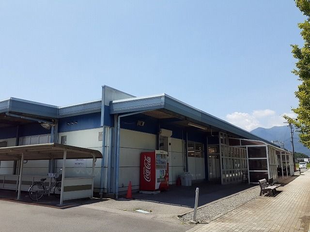 近くのラ・ムー 梓川店まで500m(徒歩7分)