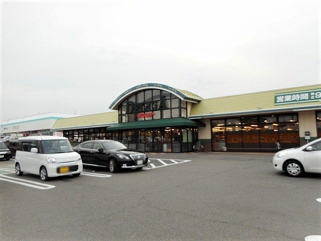 近くのデリシア 梓川店まで740m(徒歩10分)