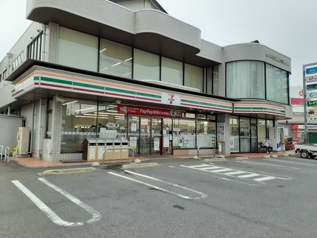 近くのセブンイレブン神栖１丁目まで1,600m（徒歩20分）