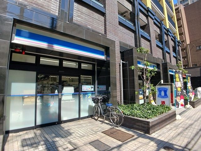 近くのヤマザキYショップまで400m(徒歩5分)