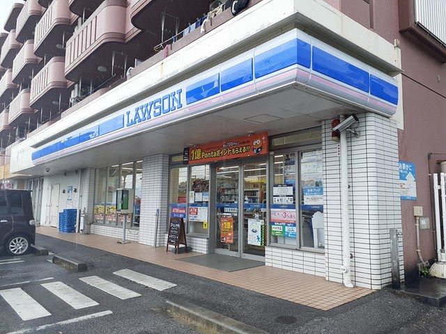 近くのローソン宜野湾新城二丁目店まで709m(徒歩9分)