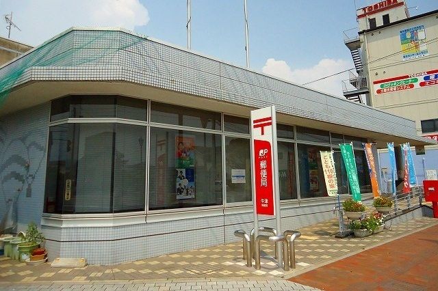 近くの牛津郵便局まで1,100m(徒歩14分)