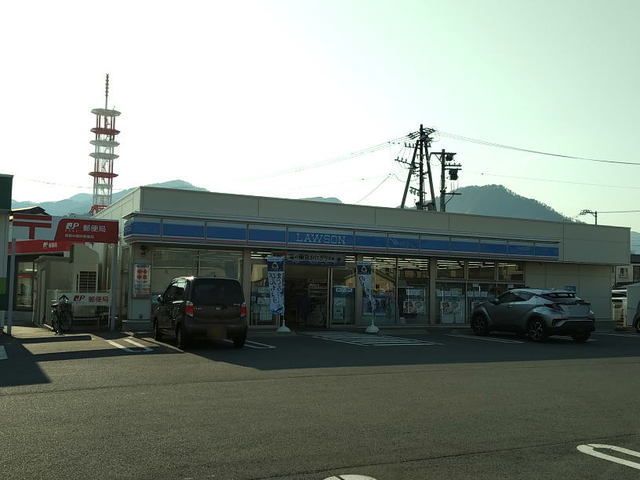 近くのローソンまで450m(徒歩6分)