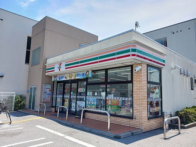 近くのセブンイレブン長浜駅前店様まで450m(徒歩6分)