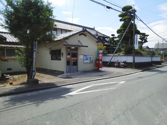 近くの郵便局まで380m（徒歩5分）