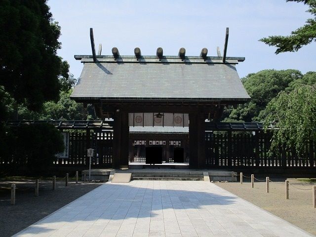 近くの宮崎神宮まで250m（徒歩4分）