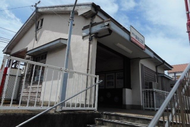 近くの東松江駅様まで800m（徒歩10分）