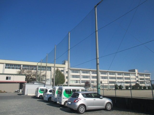 近くの五代小学校まで350m（徒歩5分）