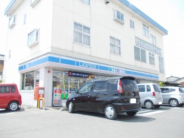 近くのローソンまで450m(徒歩6分)