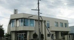 近くのはやし内科胃腸科小児科病院まで450m（徒歩6分）