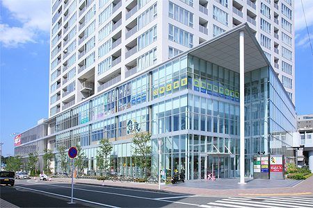 近くのベルクス東松戸店まで450m(徒歩6分)