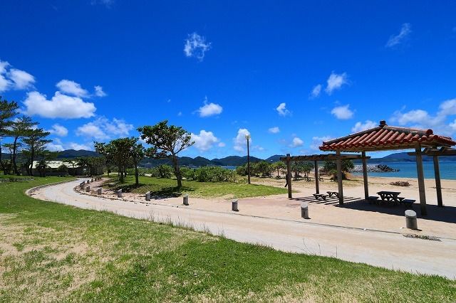 近くの21世紀の森公園まで1,200m（徒歩15分）