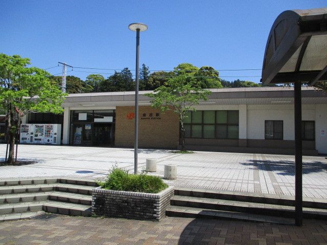 近くの金谷駅まで1,400m(徒歩18分)