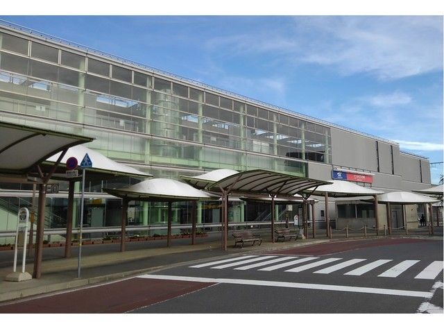 近くのTXみどりの駅まで550m(徒歩7分)