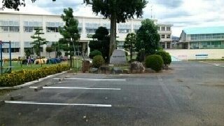 近くの一宮西部小学校まで1,330m（徒歩17分）