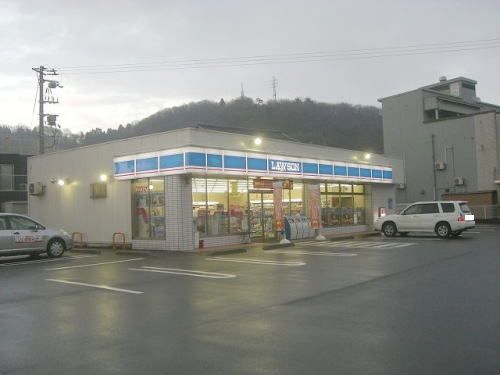 近くのローソン 福井門前店まで700m（徒歩9分）