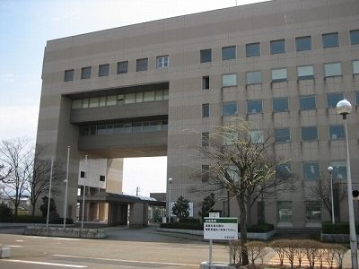 近くの新潟市秋葉区役所まで3,000m（徒歩38分）