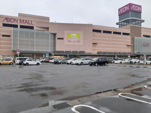 近くのイオンモール福岡伊都まで450m(徒歩6分)