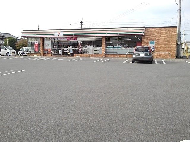 近くのセブンイレブン小森野2丁目店まで430m(徒歩6分)