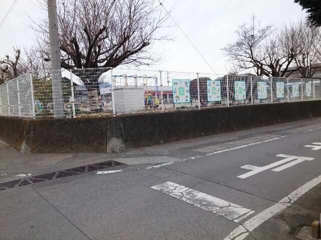 近くの市立群馬北保育園まで550m（徒歩7分）