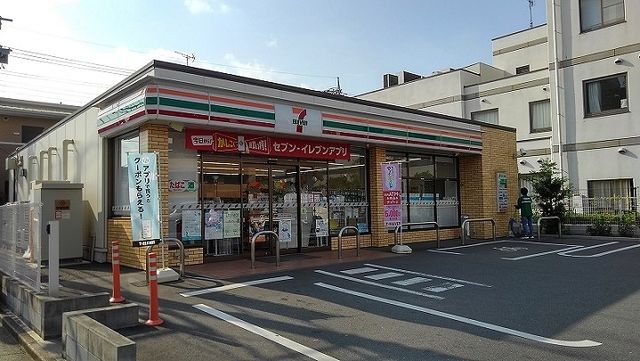 近くのセブン　さいたま田島3丁目店まで210m（徒歩3分）