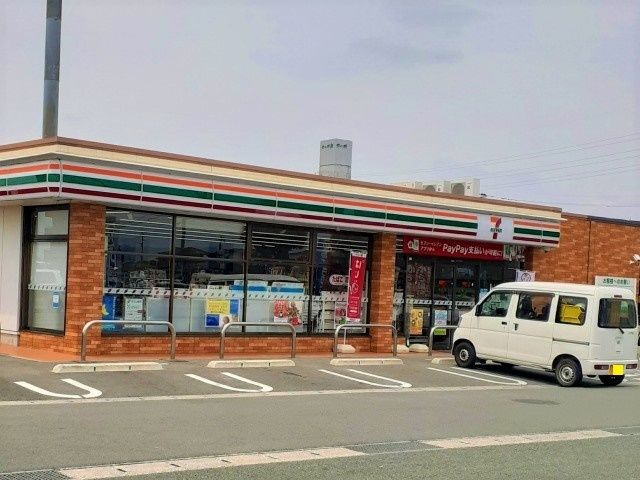 近くのセブンイレブン菊陽堺松店まで450m（徒歩6分）