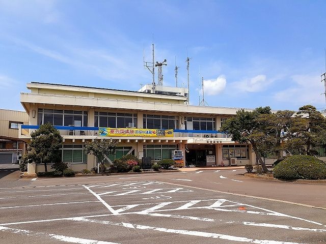 近くの涌谷町役場まで900m（徒歩12分）