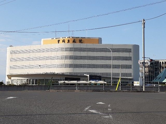 近くの病院まで2,300m（徒歩29分）