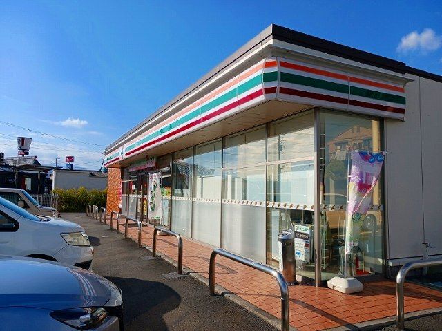 近くのセブンイレブン富士宮東阿幸地店まで800m(徒歩10分)