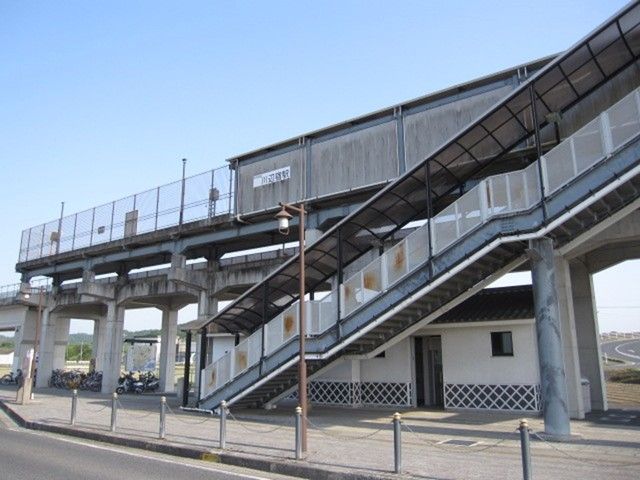 近くの駅まで1,500m（徒歩19分）