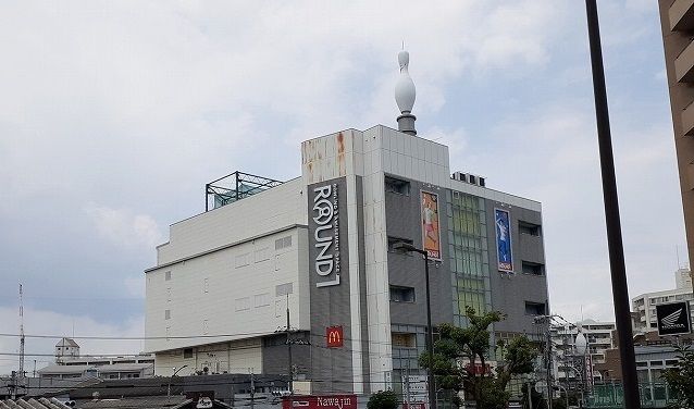 近くのラウンドワン様まで120m(徒歩2分)