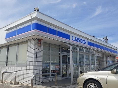 近くのローソン入善上飯野店まで250m(徒歩4分)
