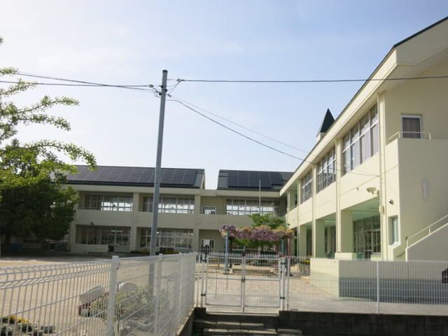 近くのみやこ第二幼稚園まで270m(徒歩4分)