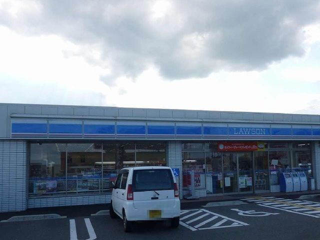 近くのコンビニまで350m（徒歩5分）