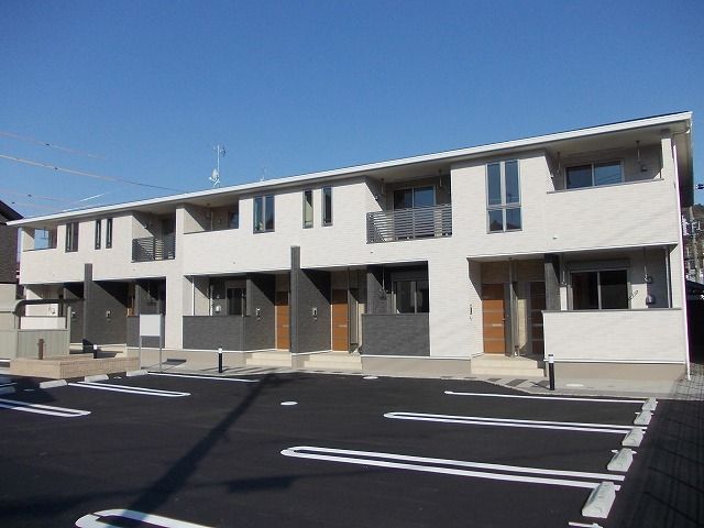 セカンド スクエアの外観画像