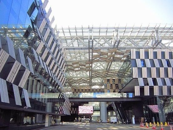 近くのアオーレ長岡まで1,100m(徒歩14分)
