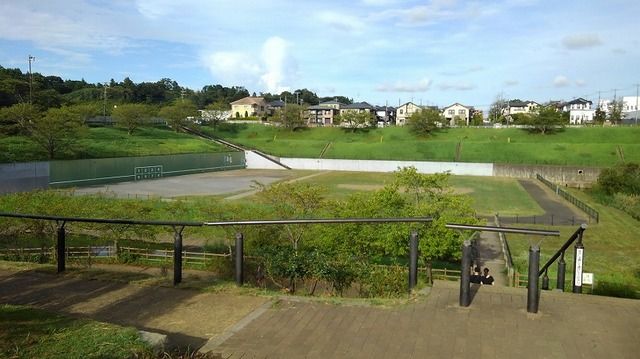 近くの公津の杜公園まで1,300m（徒歩17分）