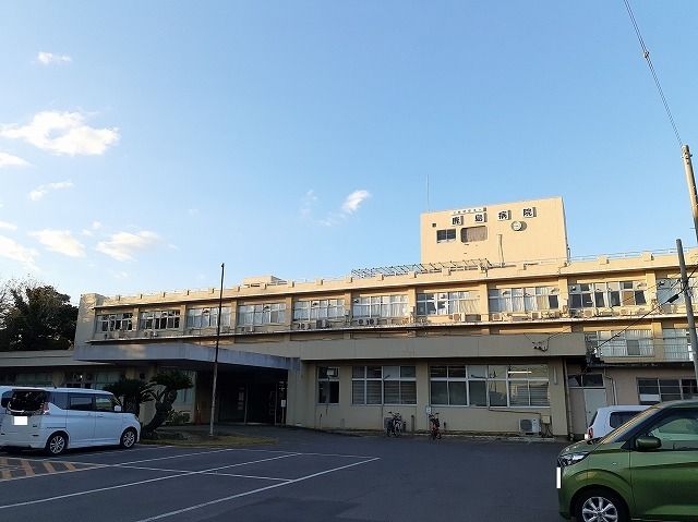 近くの病院まで1,200m（徒歩15分）