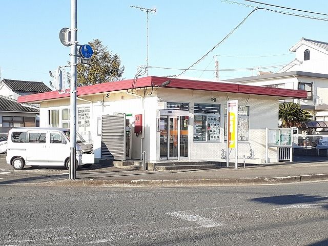 近くの郵便局まで450m（徒歩6分）