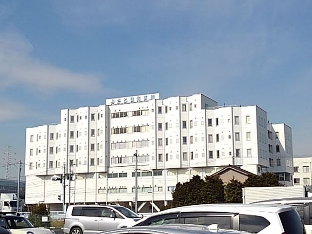 近くのみさと健和病院まで1,500m（徒歩19分）