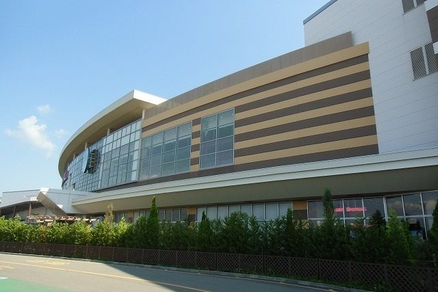 近くのイオンかほくまで1,200m（徒歩15分）