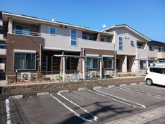 リンデン タカキの外観画像