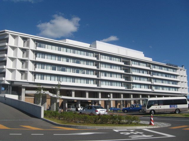 近くの気仙沼市立病院まで1,600m（徒歩20分）