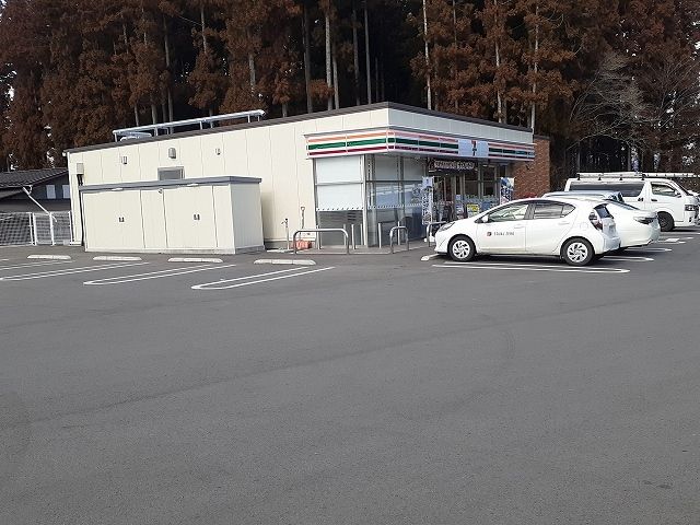 近くのセブンイレブン 日光土沢北店まで650m(徒歩9分)
