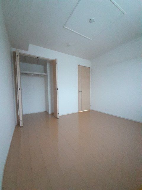 ベッドルーム