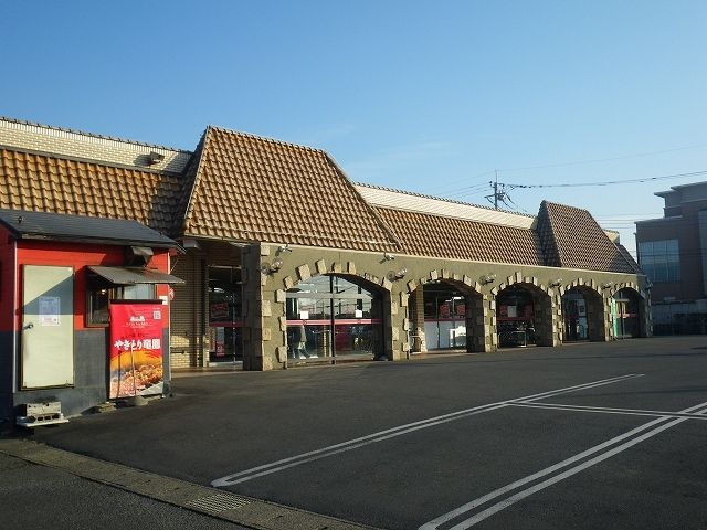 近くのオータニ真岡店まで1,400m（徒歩18分）