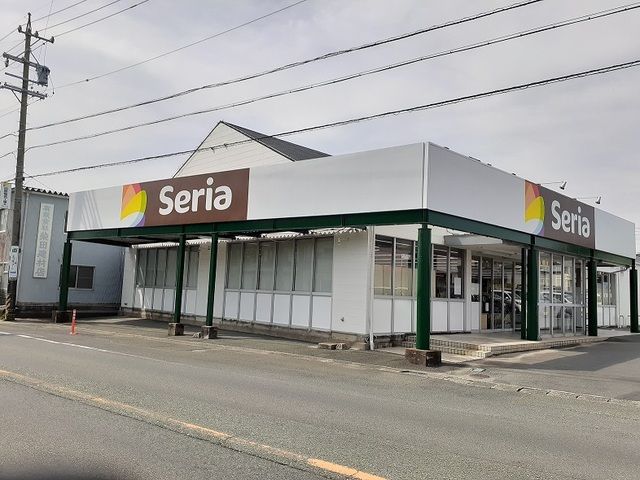 近くのセリアまで750m(徒歩10分)